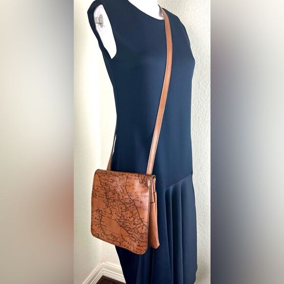 Patricia Nash Granada Crossbody Bag Signature Map - Picture 2 of 15